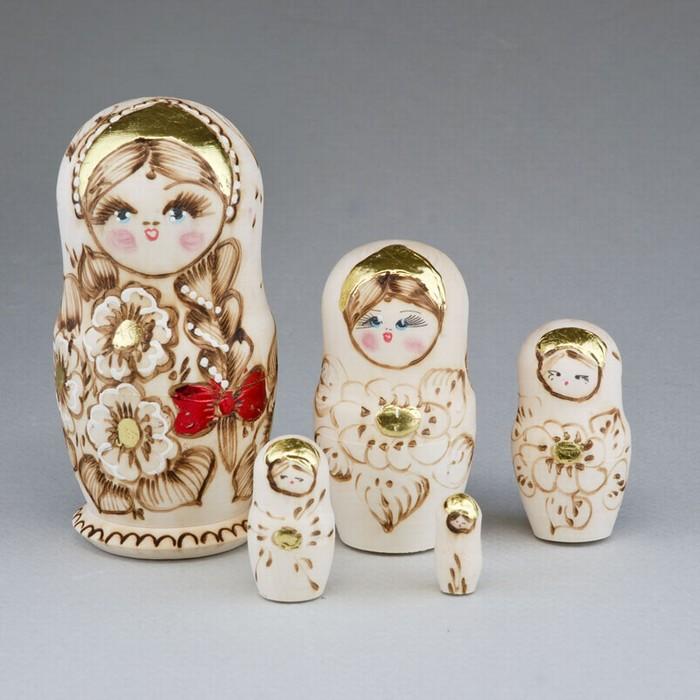 5 Piece Wooden Nesting Doll, Natural with Gold Accents 6"