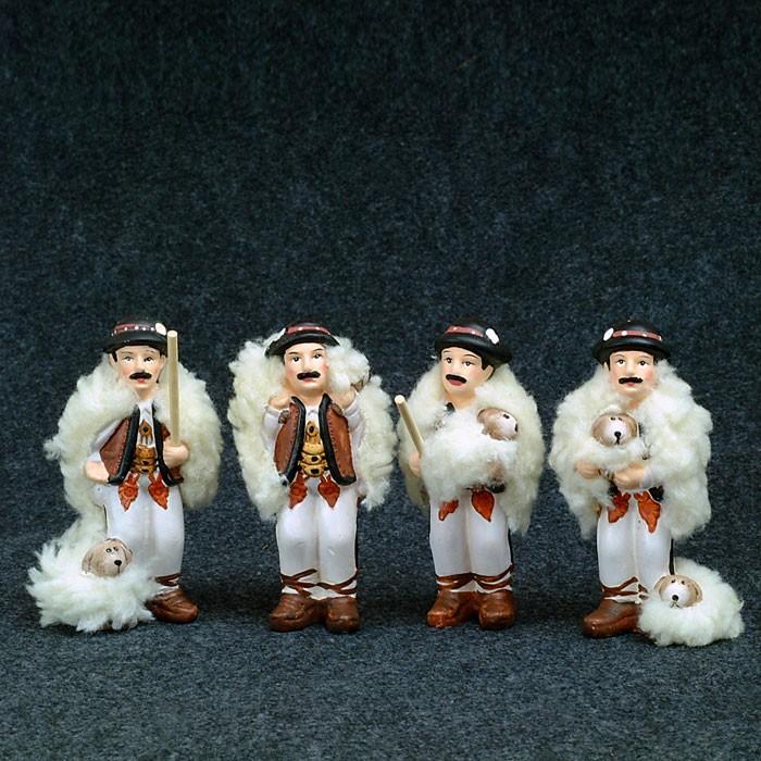 Zakopane Shepherd Figures, Set of 4